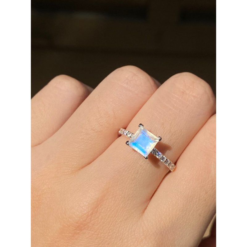 Nhẫn bạc ánh trăng mặt vuông cắt giác