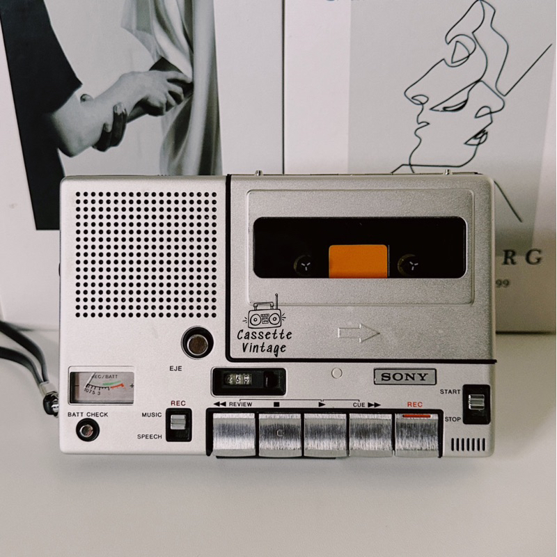 Máy cassette cầm tay Sony TC1100