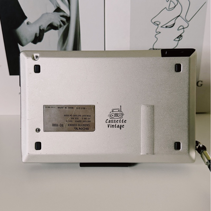 Máy cassette cầm tay Sony TC1100
