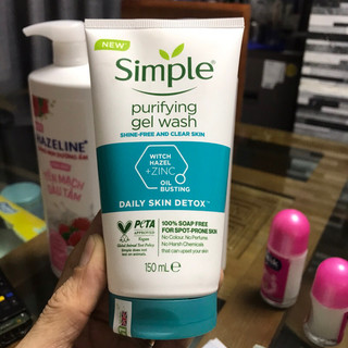 Sữa Rửa Mặt Simple Dành Cho Da Thường,Da Mụn 150ml