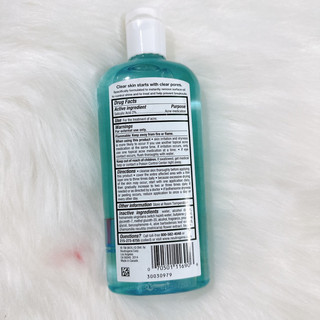 Nước hoa hồng Neutrogena Clear Pore 250ml