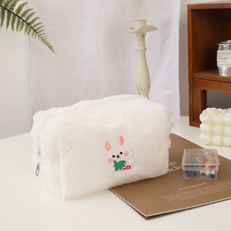 Túi bút lông thêu