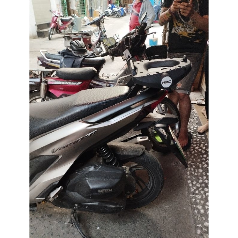 Cảng sau HRC Vario 18