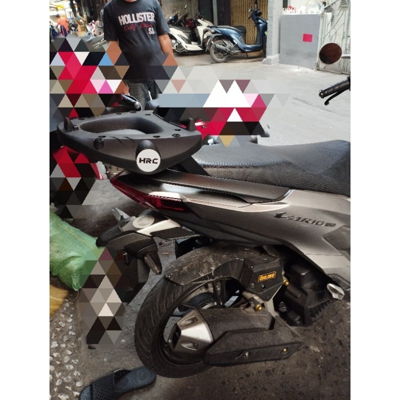 Cảng sau HRC Vario 18