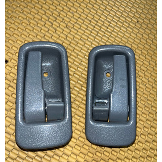 1 đôi Tay mở cửa trong lắp cho xe auman