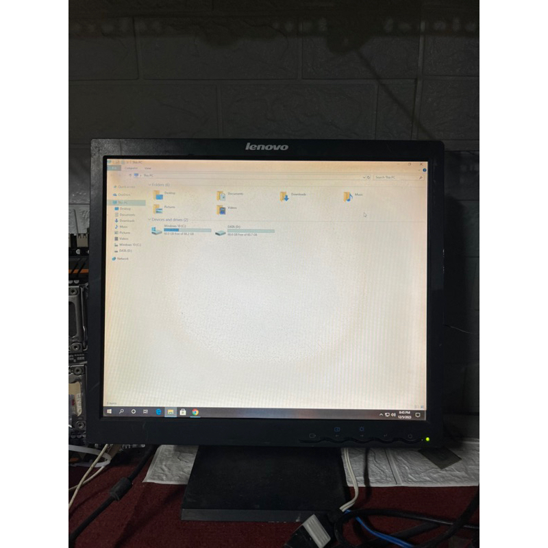 Màn hình lenovo 17 vuông tấm nền xấu nhưng chữ nét