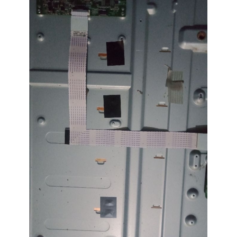 Bo điều khiển, bo nguồn, bo tcon, bo wifi, mắt nhận, cáp panel, cặp loa tivi Samsung UA48J5500AK bóc máy