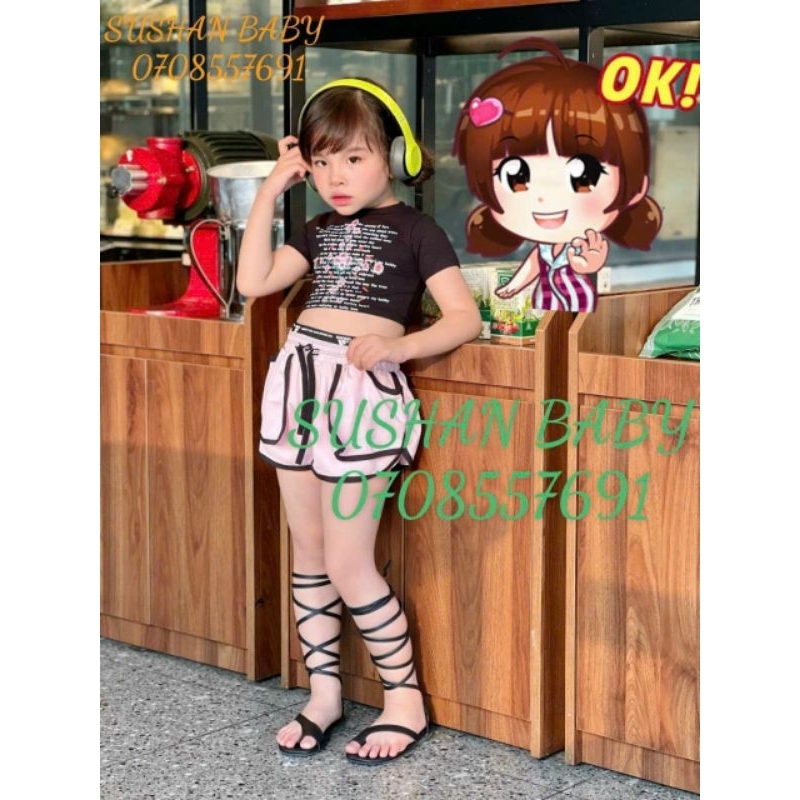 Sandanl quai quấn chân bé gái