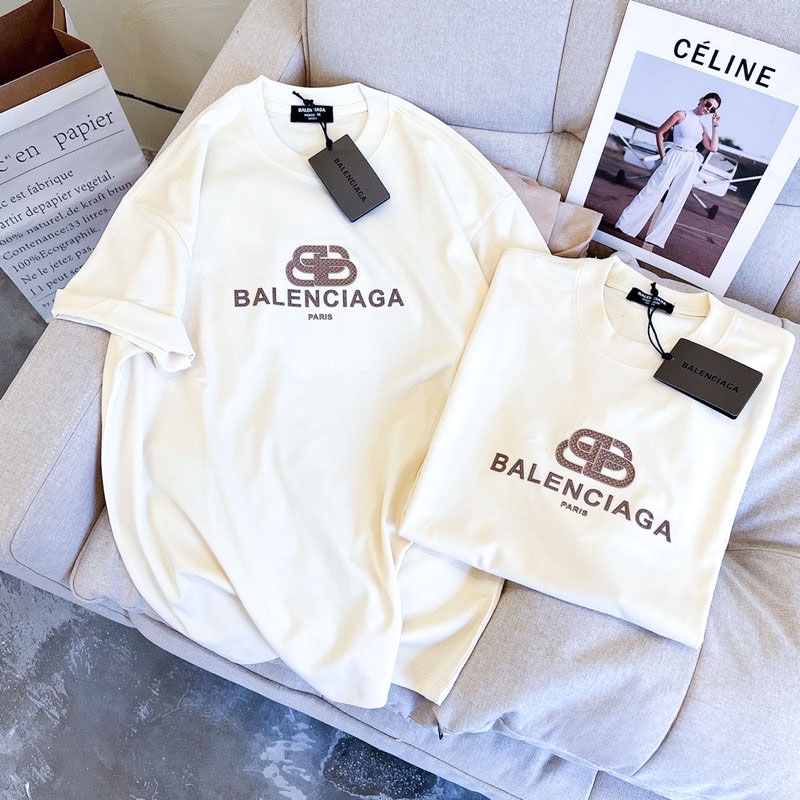 Áo Phông BALENCIAGA Tay Lỡ Form Unisex Chất Liệu Cotton 100%