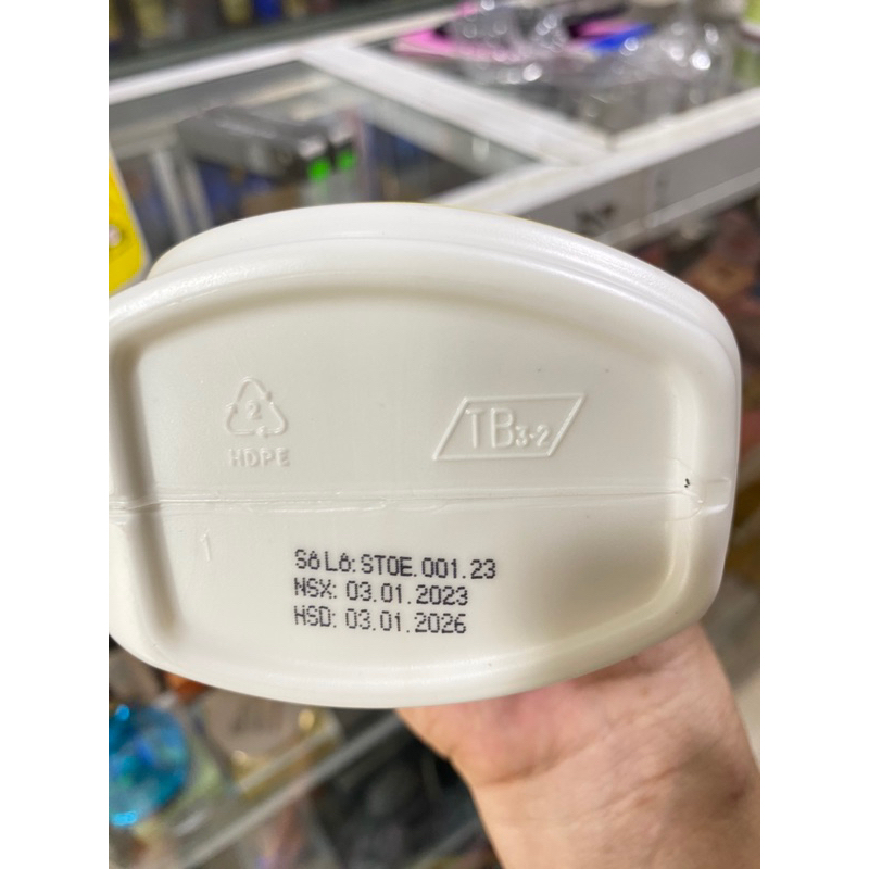 Sữa tắm trắng da hương nước hoa pháp con da điểu Ostrich 900ml hàng cty