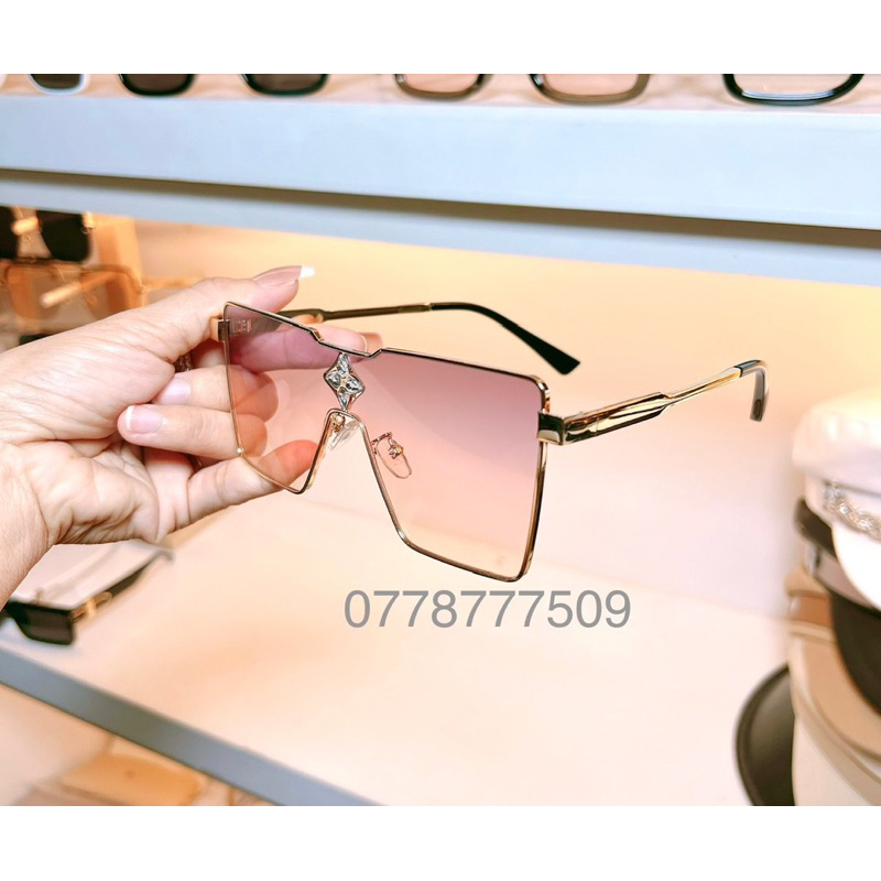 Kính Hiệu Vuông Unisex Đính Đá LV2023 Lệ Vi Ngôi Sao Hot