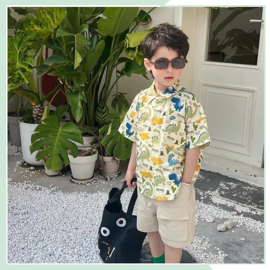 Bộ sơ mi cho bé trai mùa hè, set đồ bé trai in họa tiết khủng long hoạt hình kèm quần ngắn kaki túi hộp đi chơ BBT43
