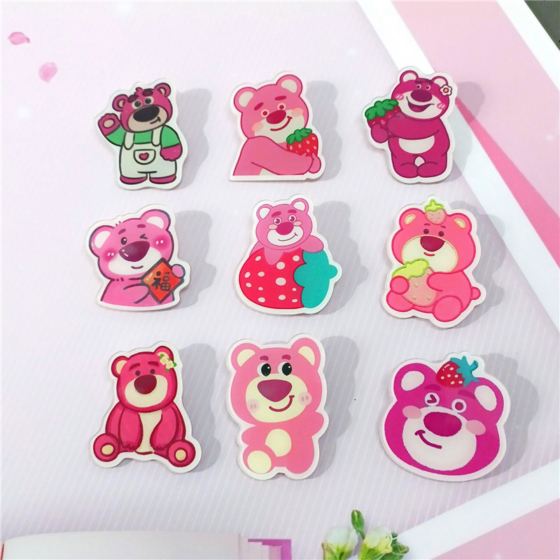 Huy Hiệu Gấu Dâu Tây Lotso Bear Toy Story 3 Ghim Nhựa Cài Áo Hoạt Hình Anime Manga Cá Tính - Trâm Cài Balo Pin Cài đồ 1k