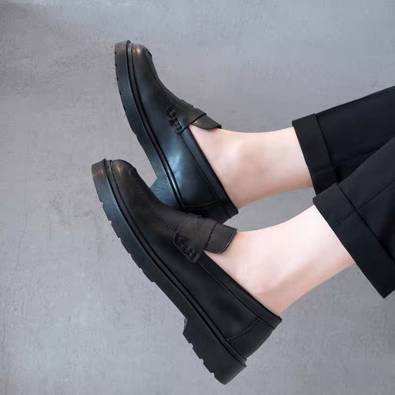 Giầy Mcc Qeeenn phản quang nam