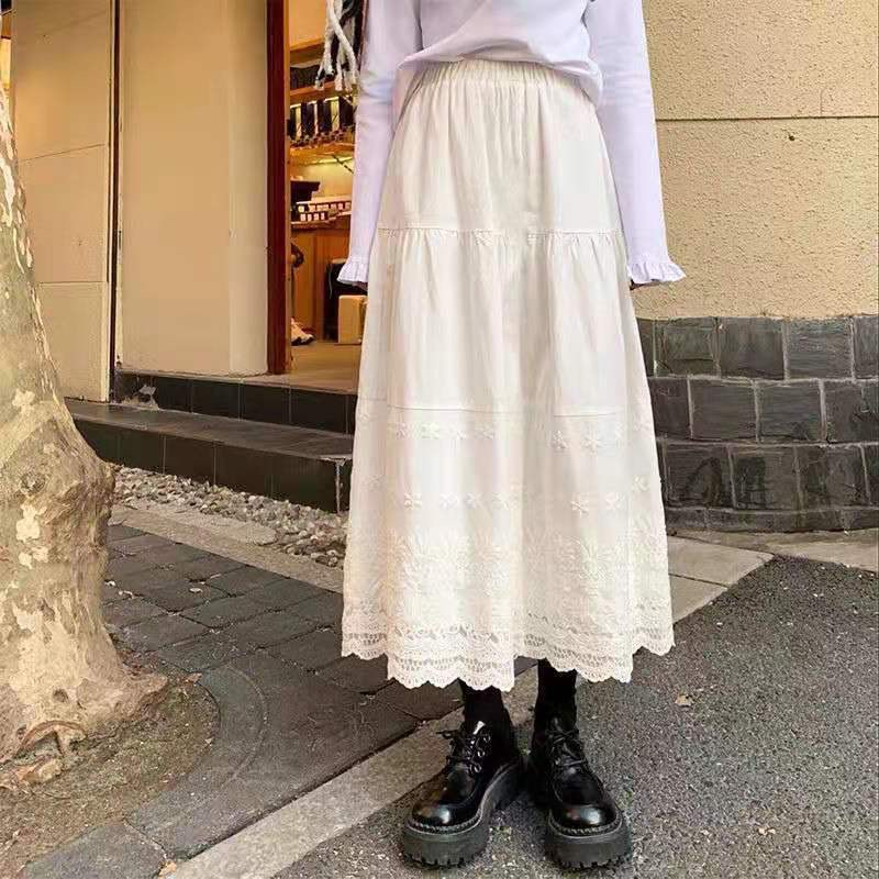 Áo khoác dáng dài mix chân váy ren hoa Ulzzang
