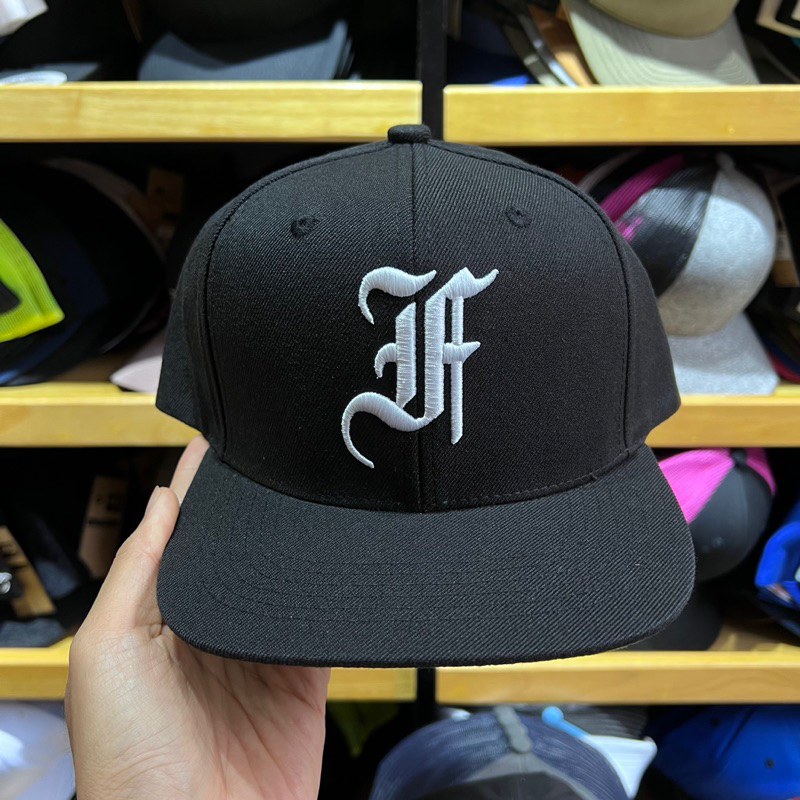 Nón Snapback Logo F thêu 3D chất lượng cao tag One Hat