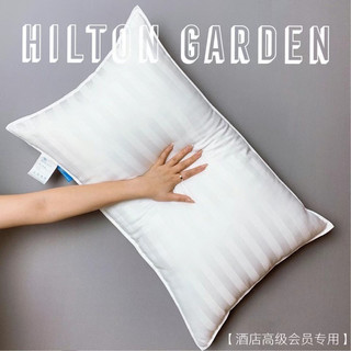 Ruột gối Hilton chuẩn loại 1,Ruột gối HILTON GARDEN chất liệu cao cấp đem lại cảm giác thoải mái khi sử dụng.