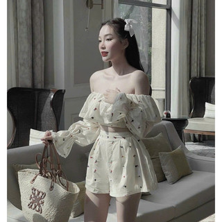 Set áo trễ vai, Set đồ đi biển trễ vay hoa nhí, Set áo croptop quần short hoa nhí màu kem dễ thương