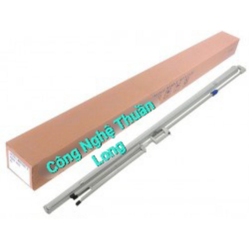 Màn chiếu 3 chân di động 1m25 x 1m25