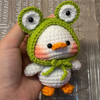 Amigurumi crochet vịt đội mũ len size lớn