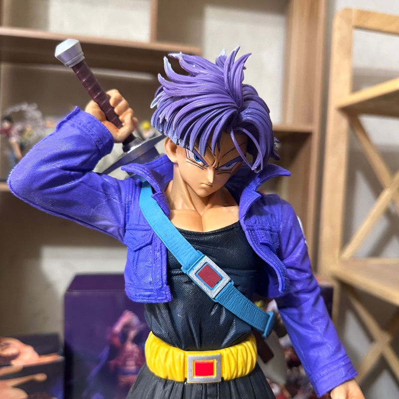 Future Trunks dáng đứng có 2 đầu thay thế Super Saiyan  hàng cao cấp siêu thực