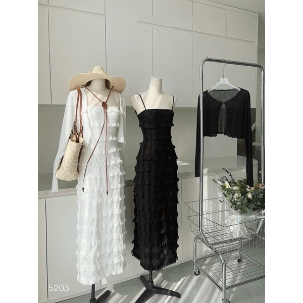 Sét váy hai dây maxi đáng dài kèm áo khoác cadigan phối bèo ngang sang trong quý phái đi dự tiệc đi chơi .SB130XM