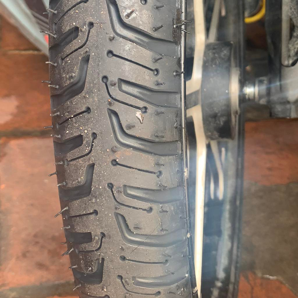 Vỏ Michelin city extra size 50/100-17 cho các dòng xe số