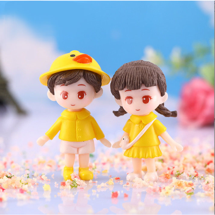 Mô hình bé trai bé gái dễ thương đi học decor trang trí terrarium, chậu cây