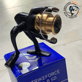 Máy Câu Dọc Daiwa Strikeforce B Sd