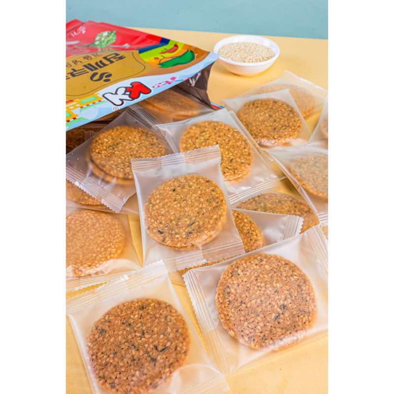 Bánh quy mè rong biển và trứng KK Hongkong - 336g, ăn vặt ngon rẻ TaNo