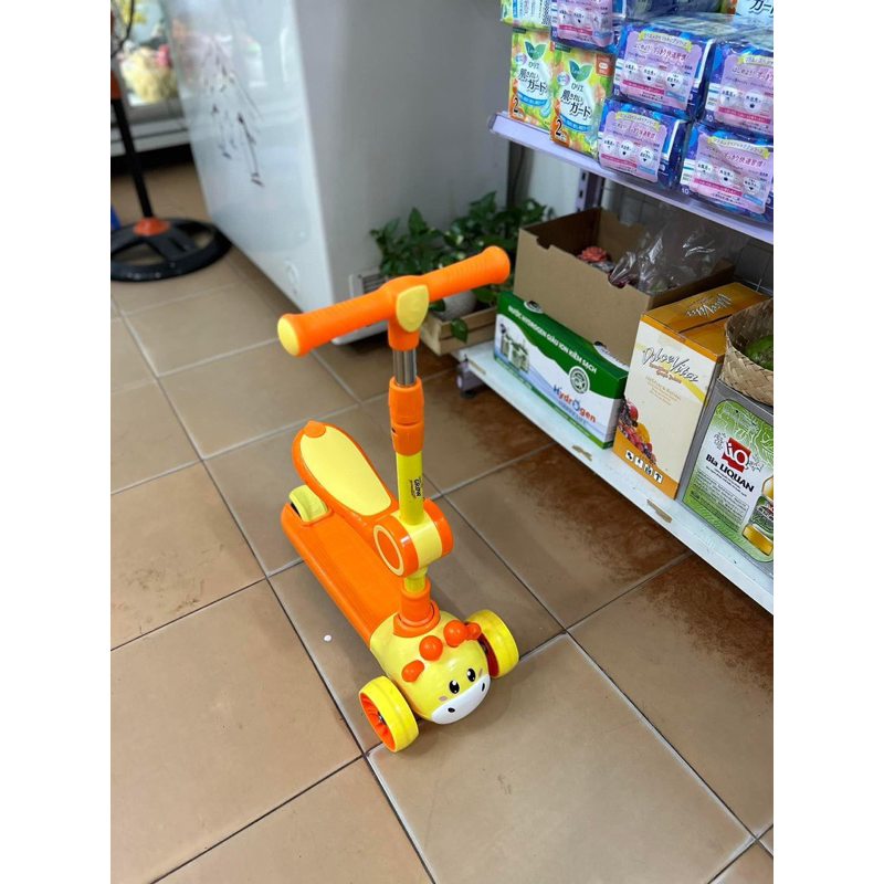 Xe scoter có ghế ngồi grow