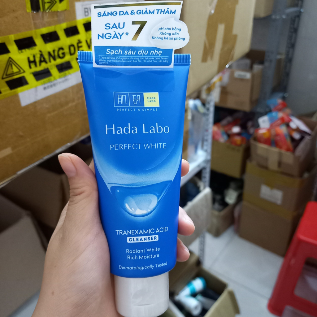 Combo Trọn Bộ Dưỡng Trắng Da Tối Ưu Hada Labo Perfect White Xanh (Sữa Rửa Mặt + Dung Dịch + Tinh Chất + Kem)