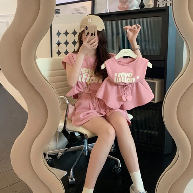 Bộ cộc tay bé gái DINOKING Set đồ áo thun khoét nách + quần short phong cách Hàn Quốc chất thun co giãn thoáng mát DB34