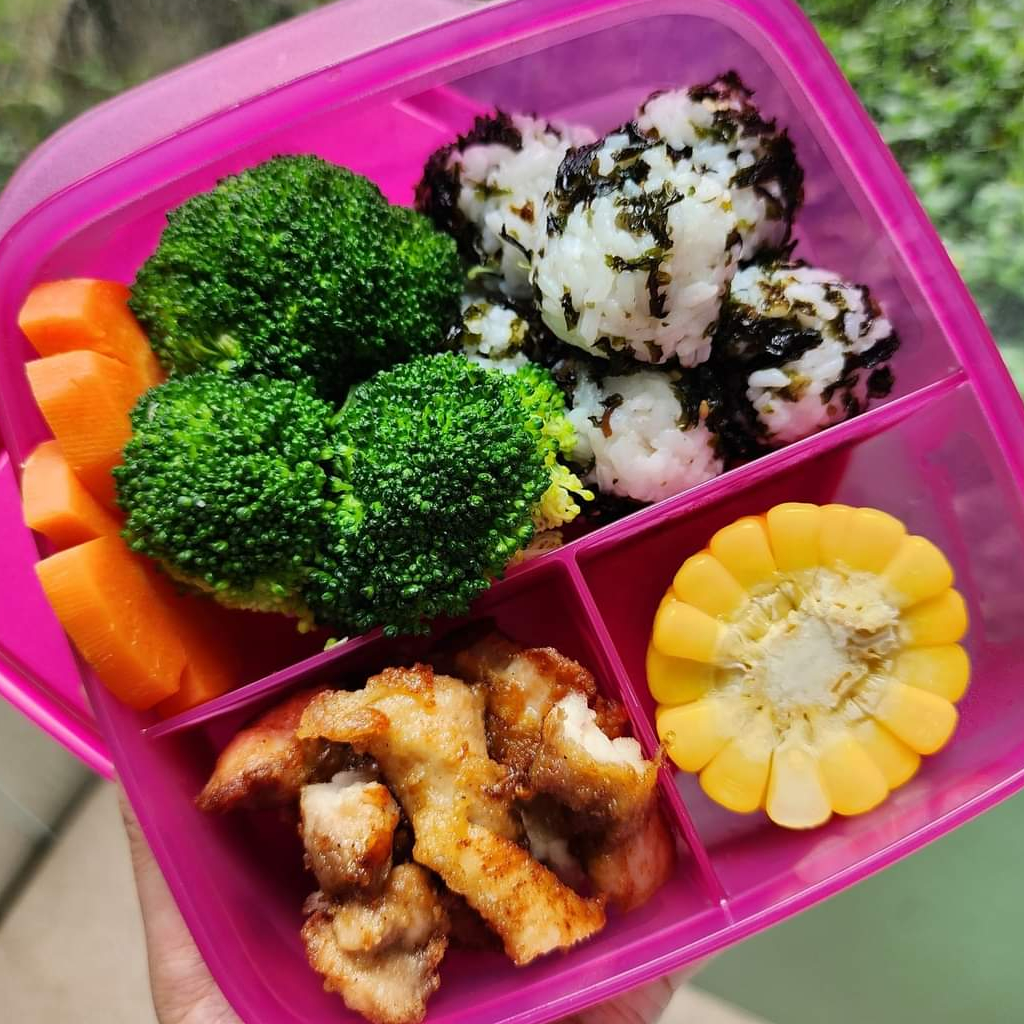 Hộp Cơm Chia Ngăn Lolly Tup - Tupperware