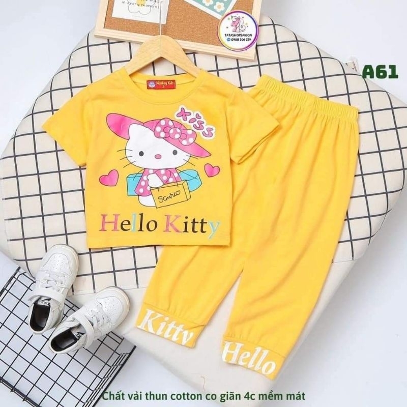 Bộ bé gái quần dài