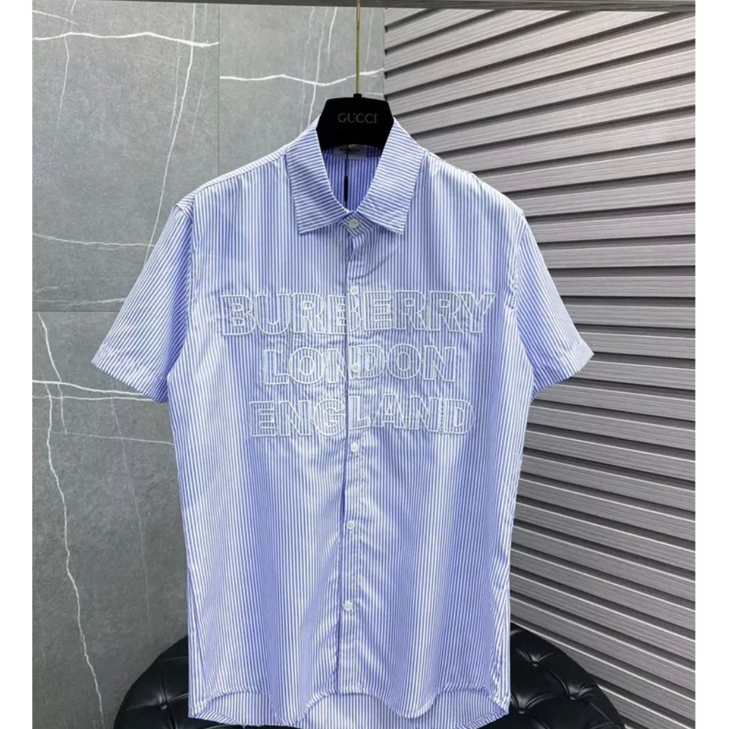 Áo Sơ Mi BURBERRY Chữ Thêu Ngắn Tay Cao Cấp | BigBuy360 - bigbuy360.vn