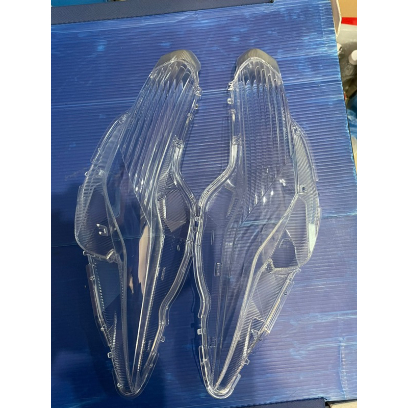 Kính xi nhan lead 2013-2023, Sh 2020-2023