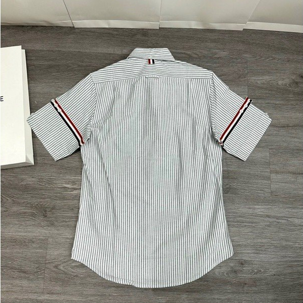 Áo Sơ Mi Thom Kẻ Sọc Ngắn Tay Họa Tiết Thêu 2 tay Vải Cotton Lụa Cao Cấp Phong Cách Sang Chảnh | BigBuy360 - bigbuy360.vn