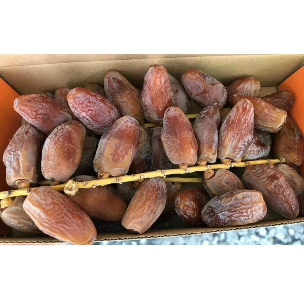 Chà là Sanwan Tusnisia nguyên cành loại 1 dẻo ngọt hộp 500gr.