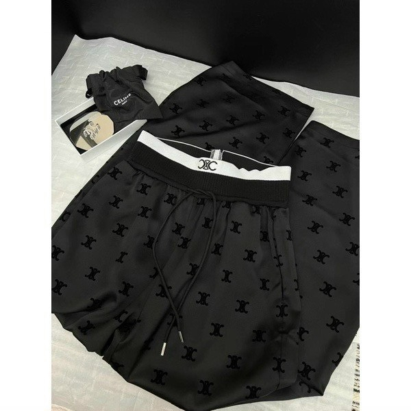 Quần Suông Lụa Đen Cạp Len Hoạ Tiết Dập Nổi Hot Trend 2023-mã 55