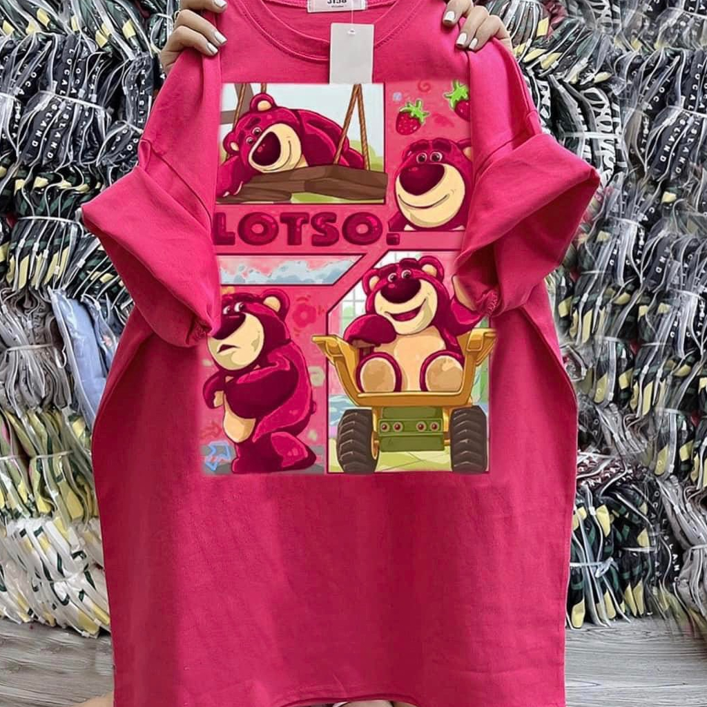 (Sẵn HCM - Hỏa tốc) Áo Thun Gấu Dâu Lotso Freesize 70kg Cotton Khô 3158 Unisex