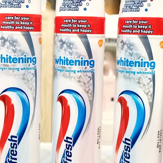 Kem đánh răng Aquafresh ống UK - Nga 100ml