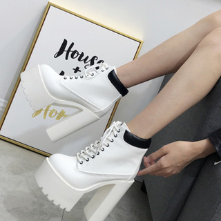 Giày boot nữ đế vuông 14cm màu trắng, màu đen gót vuông BNCN6