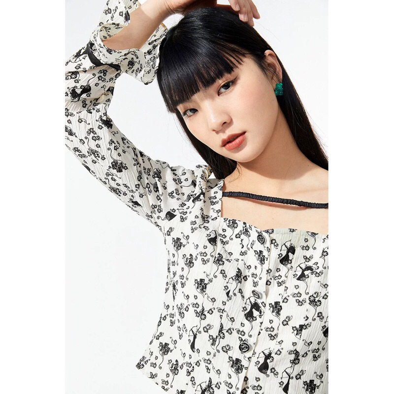 Áo sơ mi hoạ tiết Peacebird