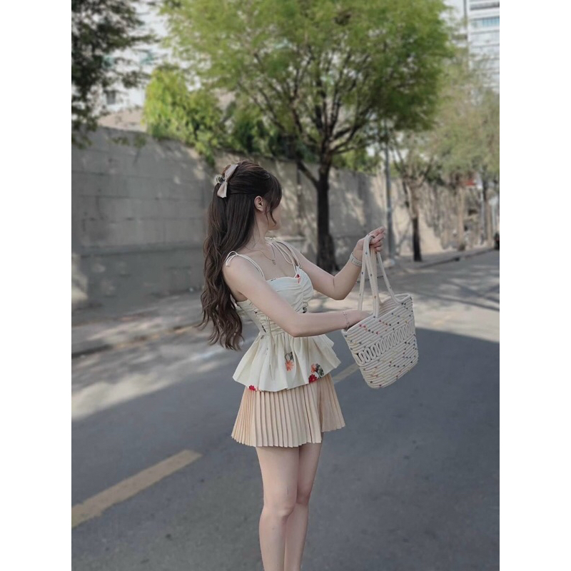 Sét váy chất liệu coton lạnh dập ly có lót mix áo hoa hai dây cúp ngực xoè chạy mocking có mút trẻ trung