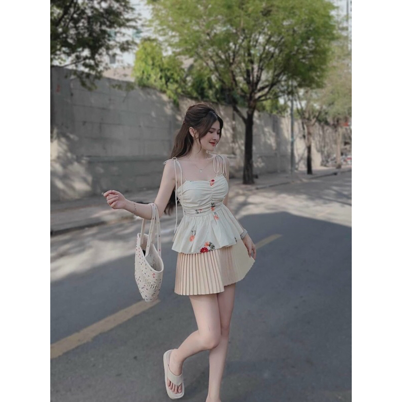 Sét váy chất liệu coton lạnh dập ly có lót mix áo hoa hai dây cúp ngực xoè chạy mocking có mút trẻ trung