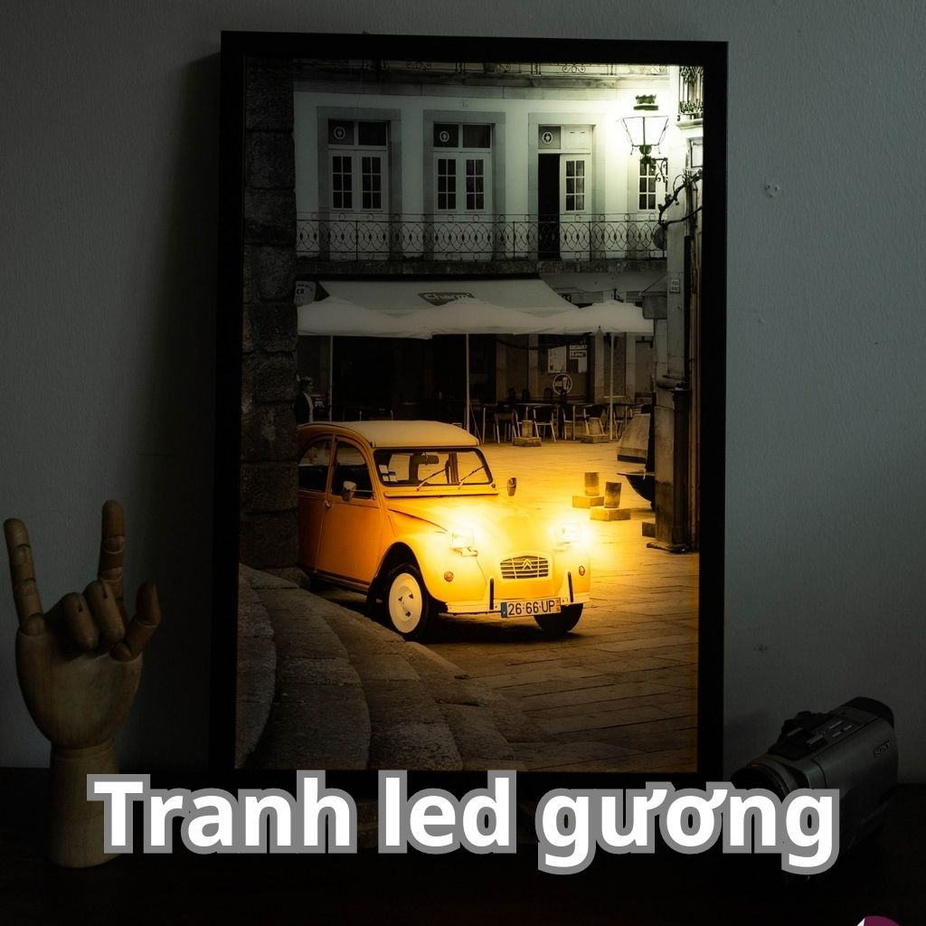 Tranh treo tường Led điểm/Led gương chủ đề Phi hành gia, Decor quán STICKERDAILY, kích thước 30x40, 40x60 mẫu 03