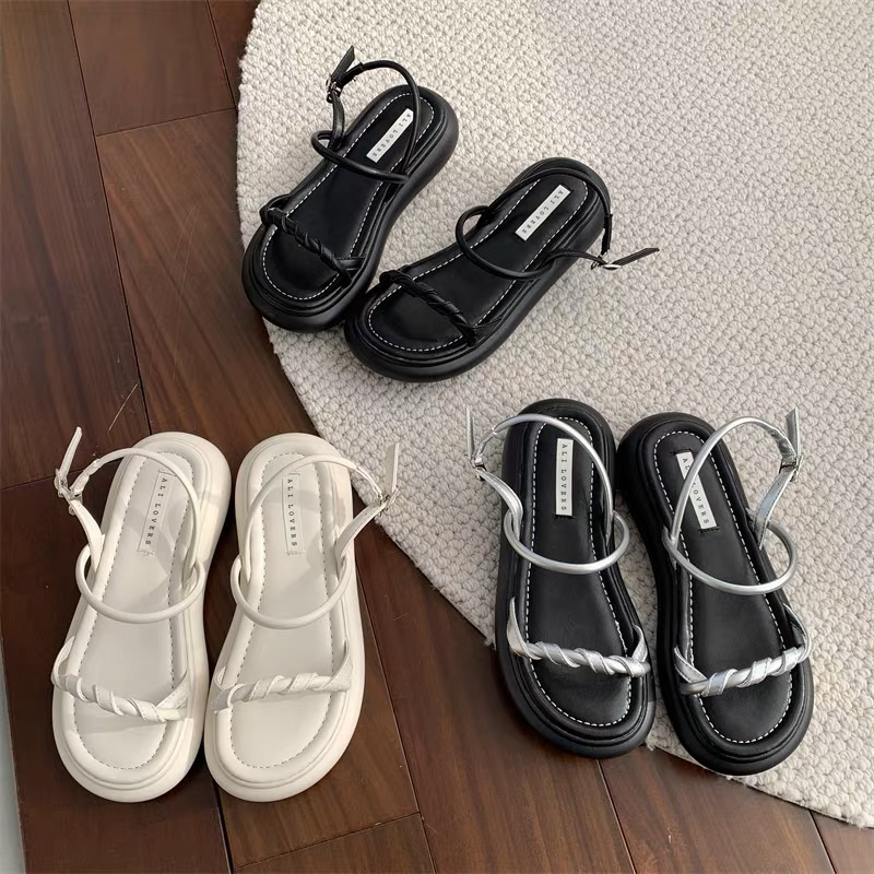 Sandal nữ quai mảnh đế dày cao 3cm có khoá cài