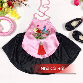 Set yếm đào lụa hàng thiết kế cho bé gái