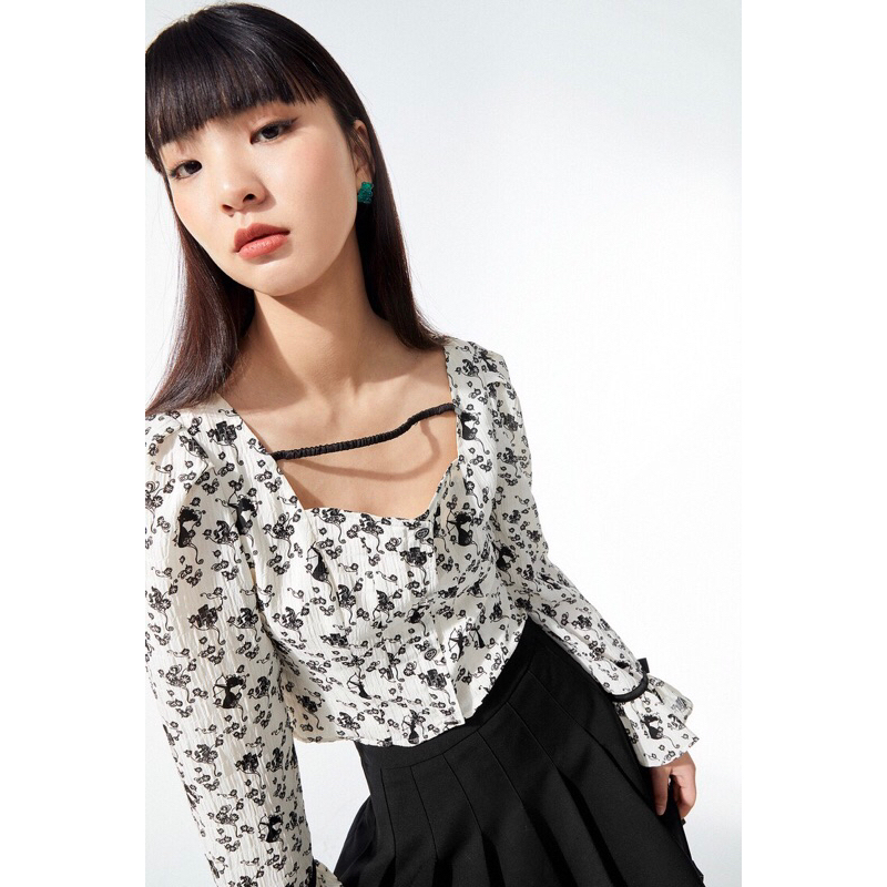 Áo sơ mi hoạ tiết Peacebird